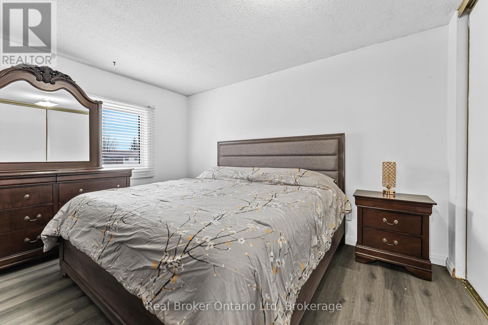 8 - 5982 Dunn Street, Niagara Falls, Ontario L2G 7J9 - Photo 17 - X12742956