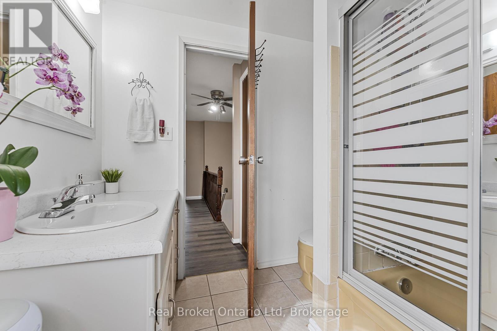 8 - 5982 Dunn Street, Niagara Falls, Ontario L2G 7J9 - Photo 20 - X12742956