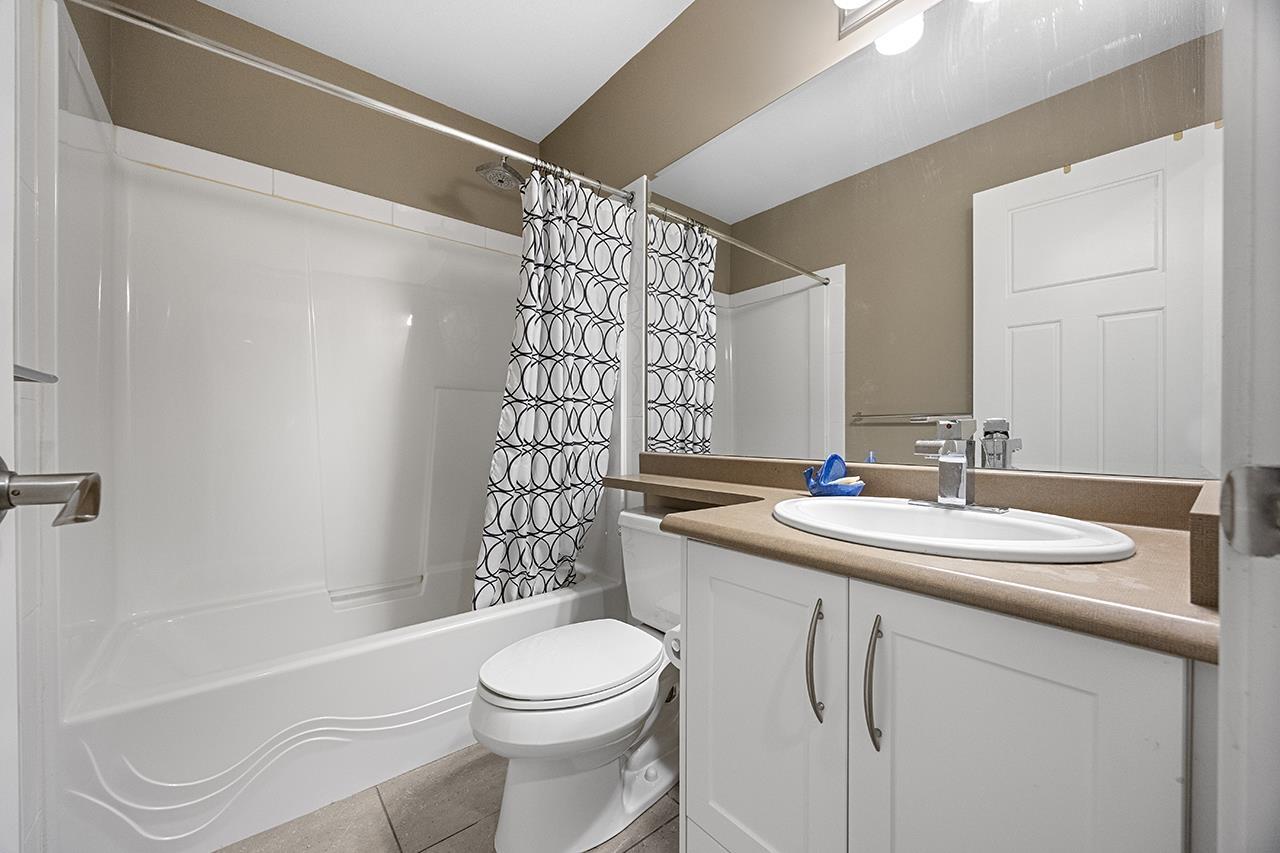 39 2453 163 Street, Surrey, British Columbia  V3Z 8N6 - Photo 32 - R3084897