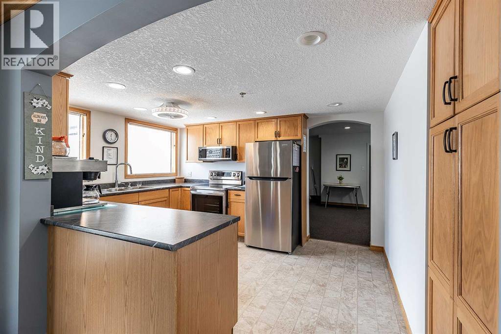 436, 1535 Southview Drive Se, Medicine Hat, Alberta  T1B 4H8 - Photo 49 - A2281075