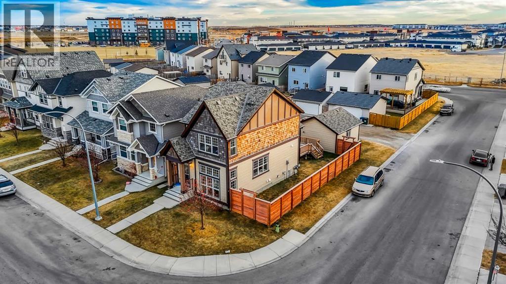 69 Skyview Point Common Ne, Calgary, Alberta  T3N 0H1 - Photo 1 - A2278090