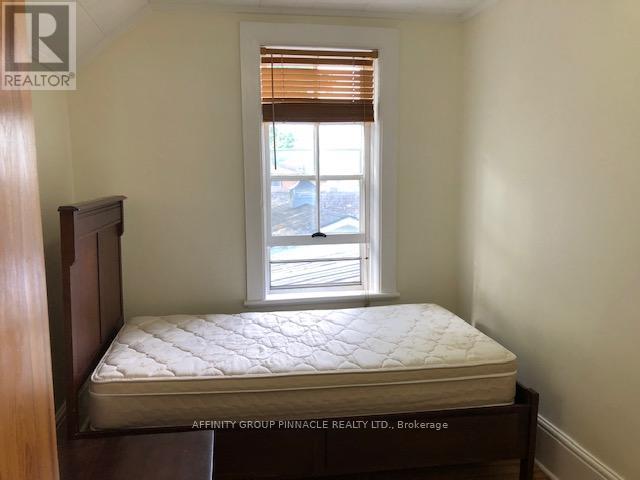 114 Durham Street W, Kawartha Lakes, Ontario  K9V 2R4 - Photo 10 - X12742928