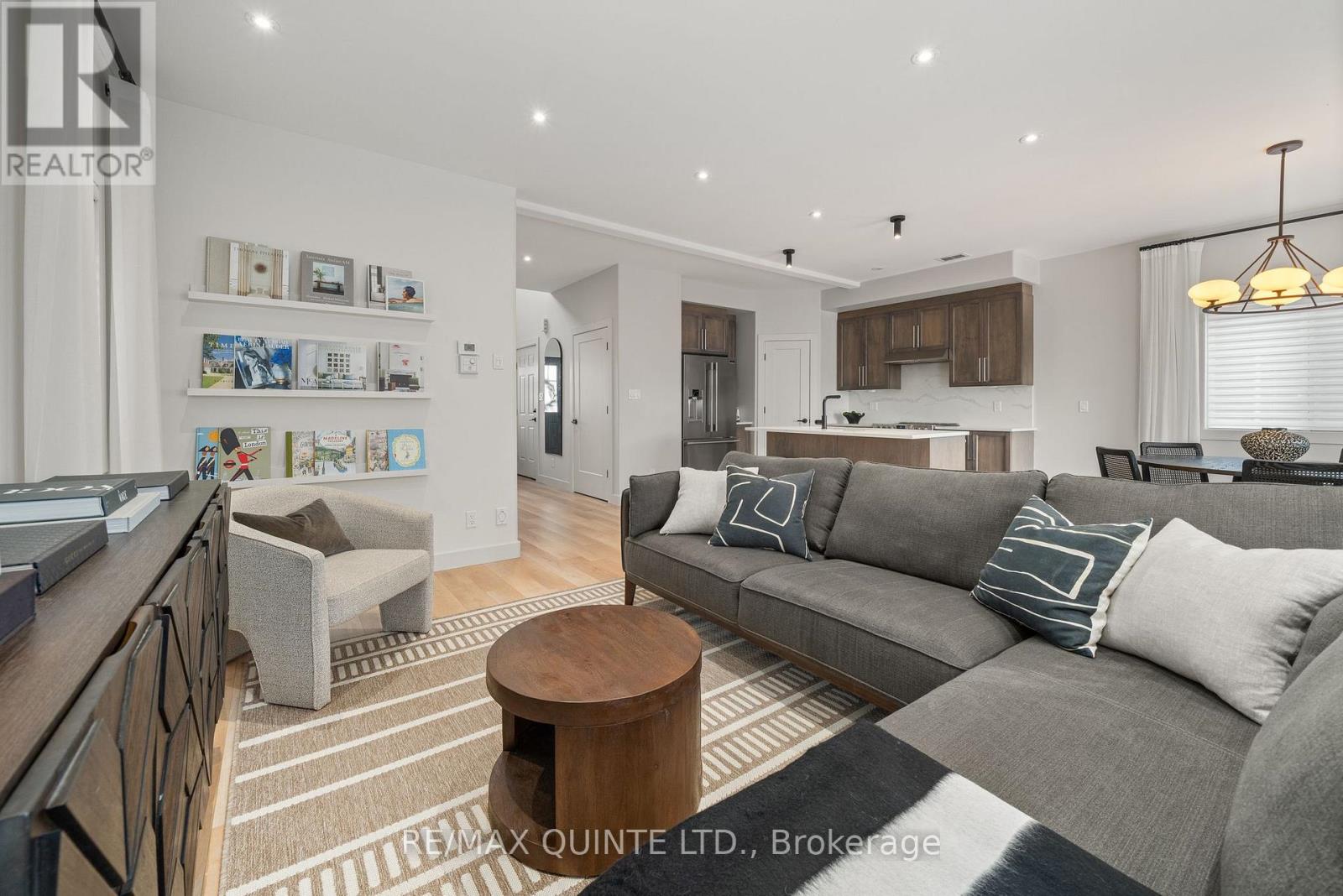 14 Cypress Drive, Belleville (Thurlow Ward), Ontario  K8N 0J6 - Photo 15 - X12743002