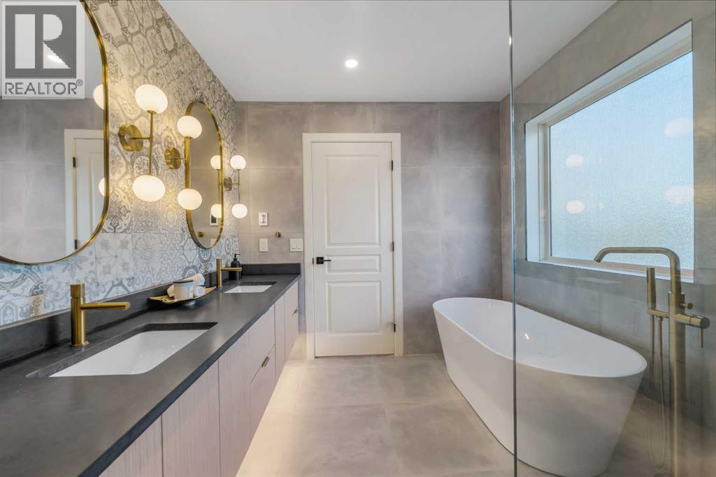 125 Discovery Place Sw, Calgary, Alberta  T3H 4N5 - Photo 29 - A2278881