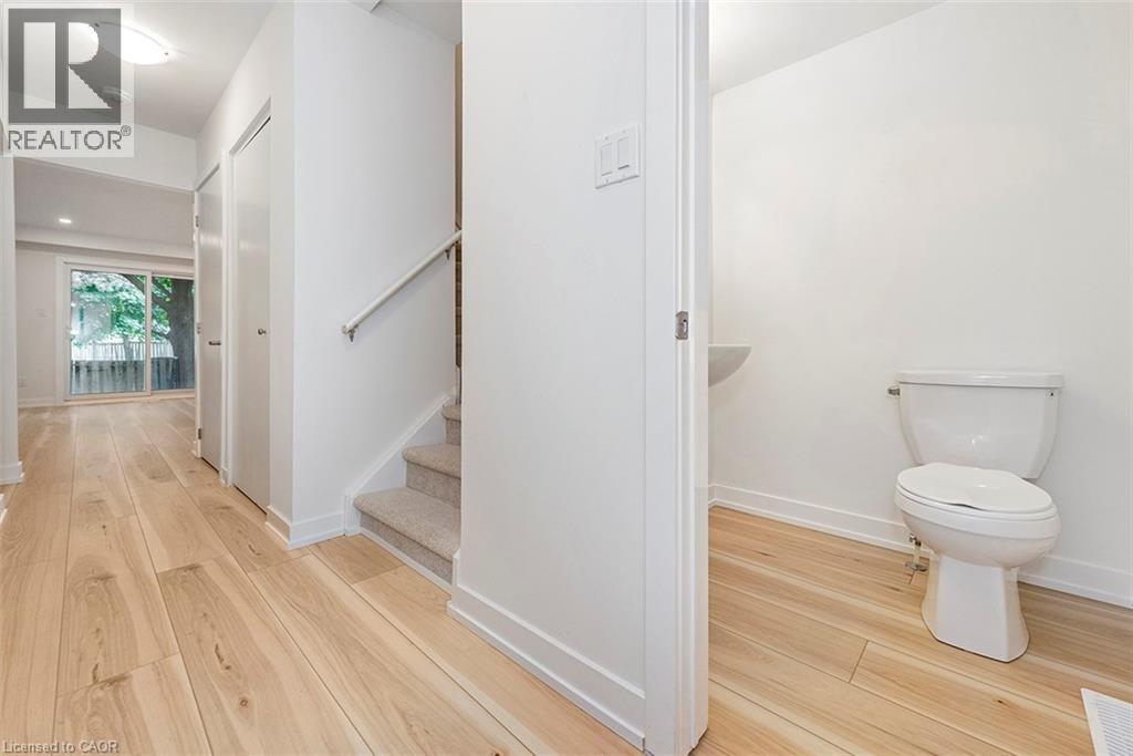 88 Tunbridge Crescent Unit# 49, Hamilton, Ontario  L8W 1L3 - Photo 7 - 40801909