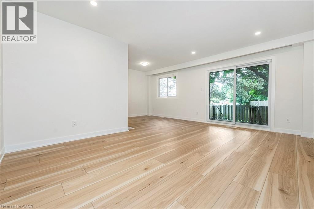 88 Tunbridge Crescent Unit# 49, Hamilton, Ontario  L8W 1L3 - Photo 17 - 40801909