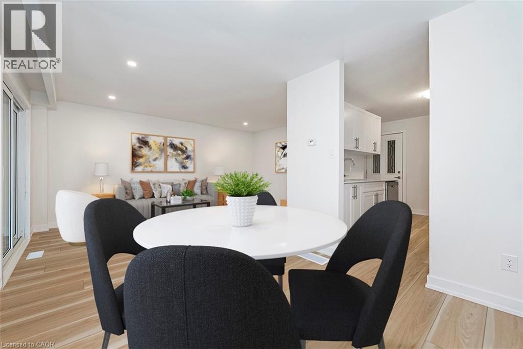 88 Tunbridge Crescent Unit# 49, Hamilton, Ontario  L8W 1L3 - Photo 4 - 40801909