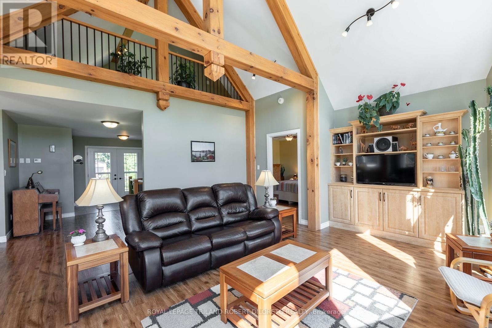 22910 Highbury Avenue N, Middlesex Centre, Ontario  N0M 2A0 - Photo 10 - X12742988