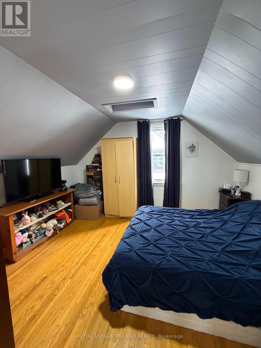 179 Forest Avenue, St. Thomas, Ontario  N5R 2K3 - Photo 9 - X12743096