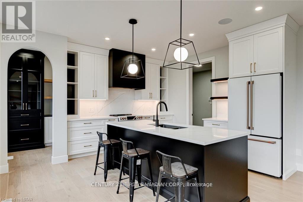 129 Aspen Circle, Thames Centre, Ontario  N0M 2P0 - Photo 14 - X12743116