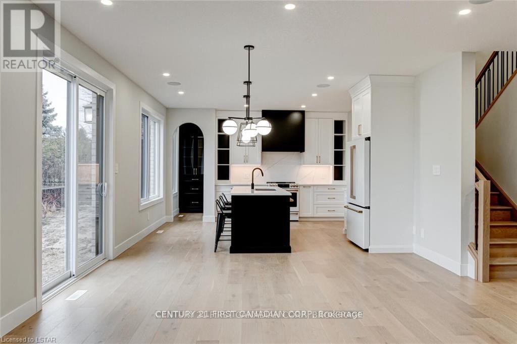 129 Aspen Circle, Thames Centre, Ontario  N0M 2P0 - Photo 23 - X12743116