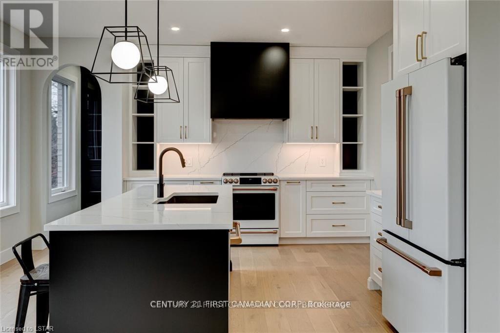 129 Aspen Circle, Thames Centre, Ontario  N0M 2P0 - Photo 24 - X12743116