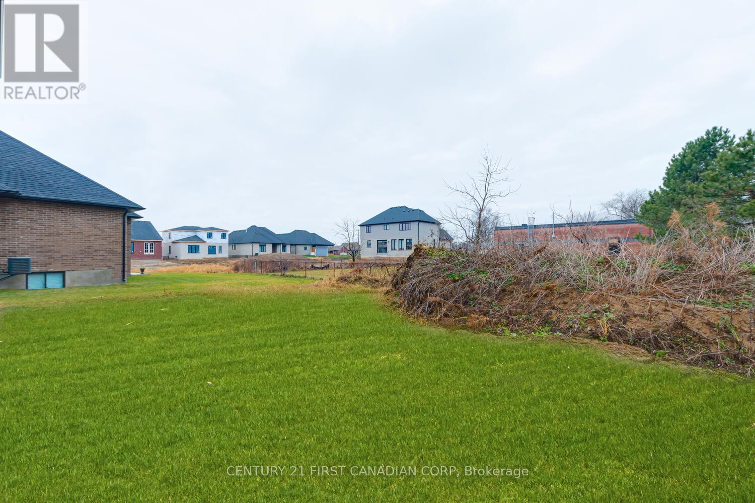 129 Aspen Circle, Thames Centre, Ontario  N0M 2P0 - Photo 45 - X12743116