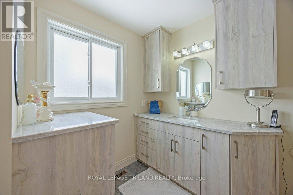 1212-1214-1218 Talbot Street, St. Thomas, Ontario  N5P 1G7 - Photo 22 - X12743118