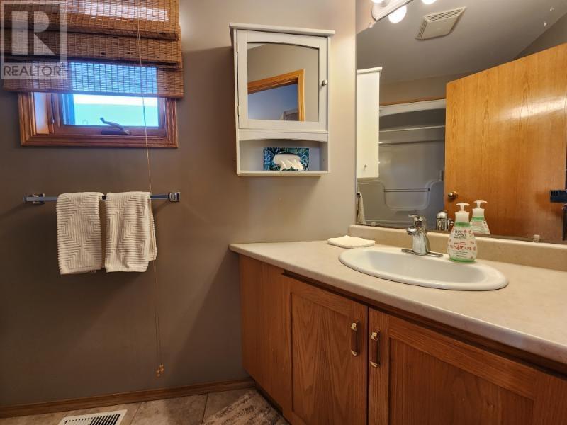 735 Porcupine Blvd, Thunder Bay, Ontario  P7C 5Z4 - Photo 9 - TB2600122