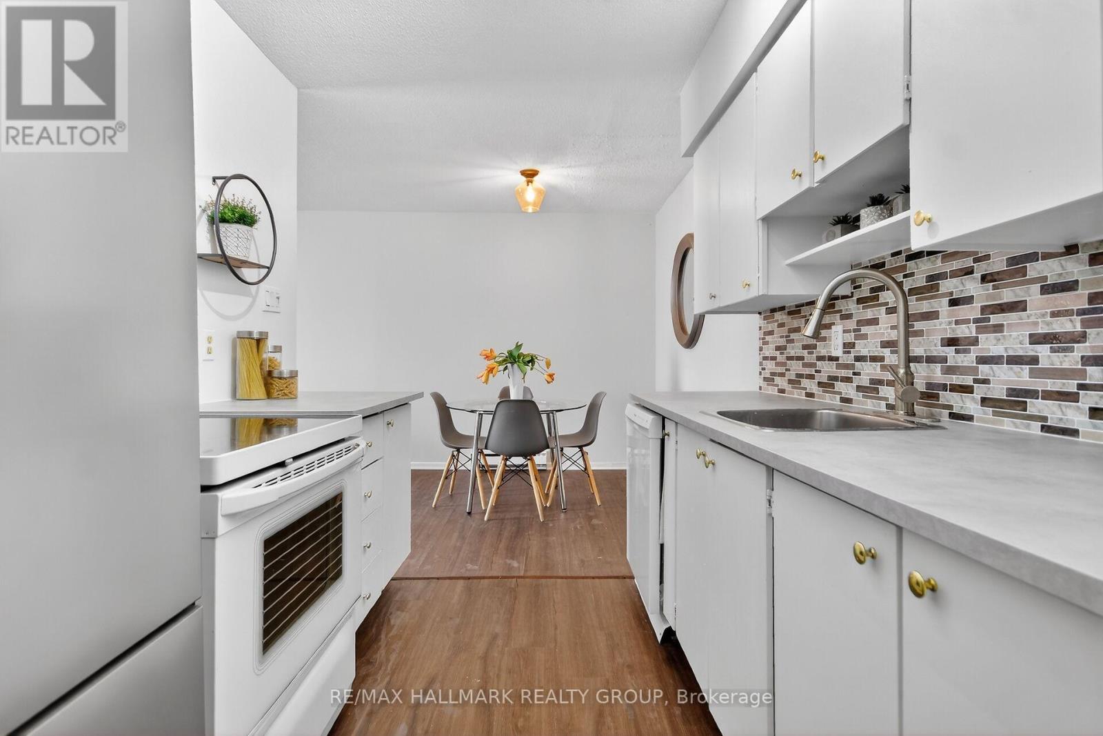 15 - 2640 Draper Avenue, Ottawa, Ontario  K2H 8V3 - Photo 11 - X12742926