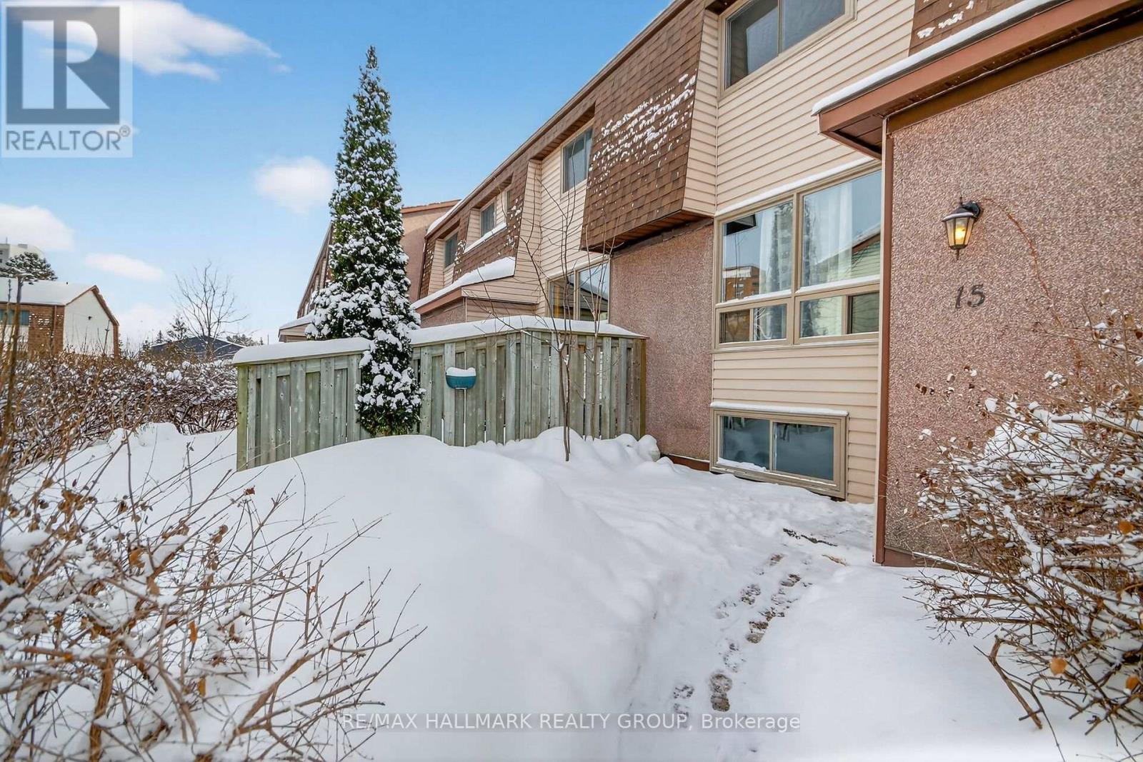 15 - 2640 Draper Avenue, Ottawa, Ontario  K2H 8V3 - Photo 3 - X12742926