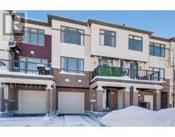 64 FEATHERTOP LANE, Ottawa, Ontario