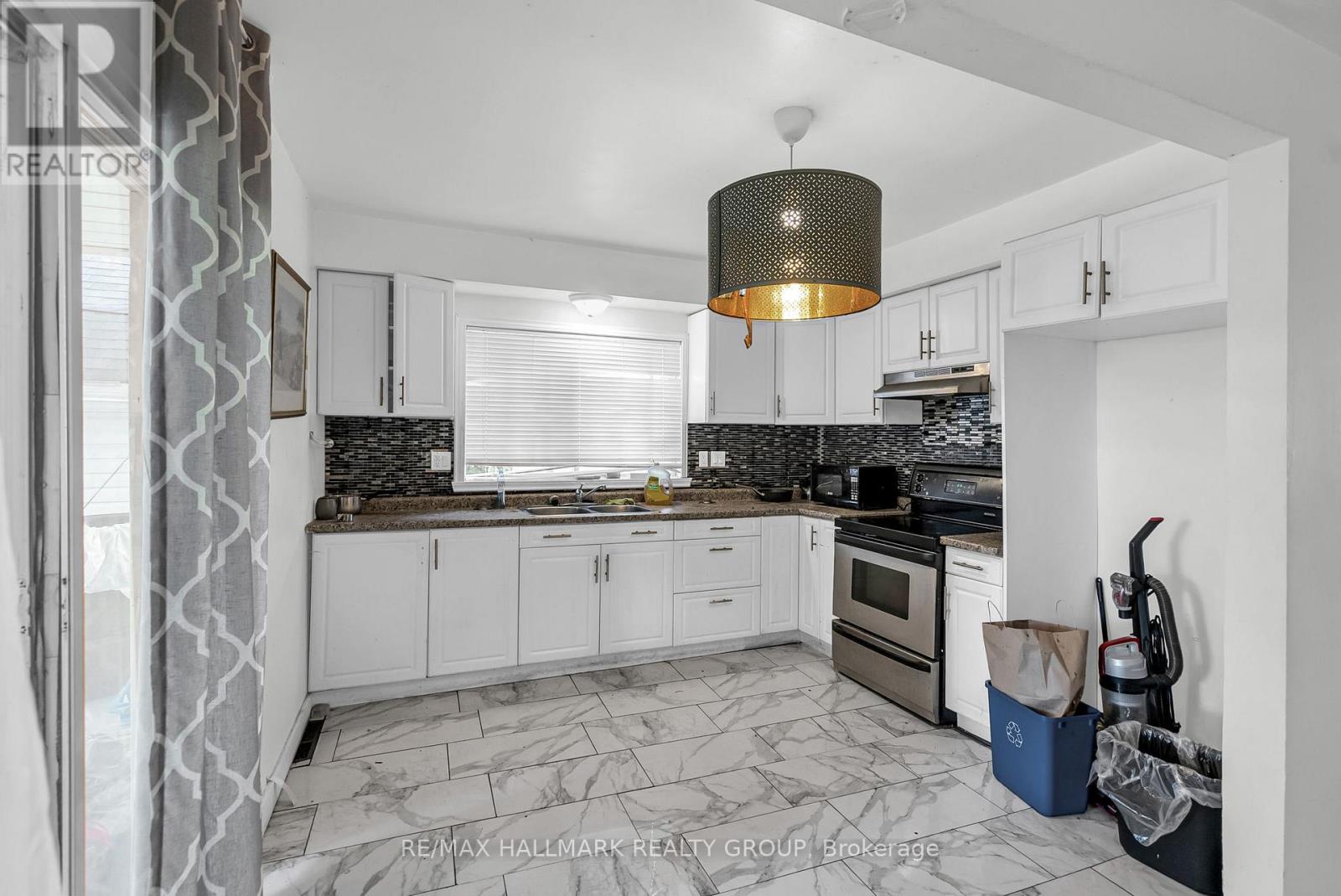 230 Alice Street, Cornwall, Ontario K6H 4R9 - Photo 13 - X12743098