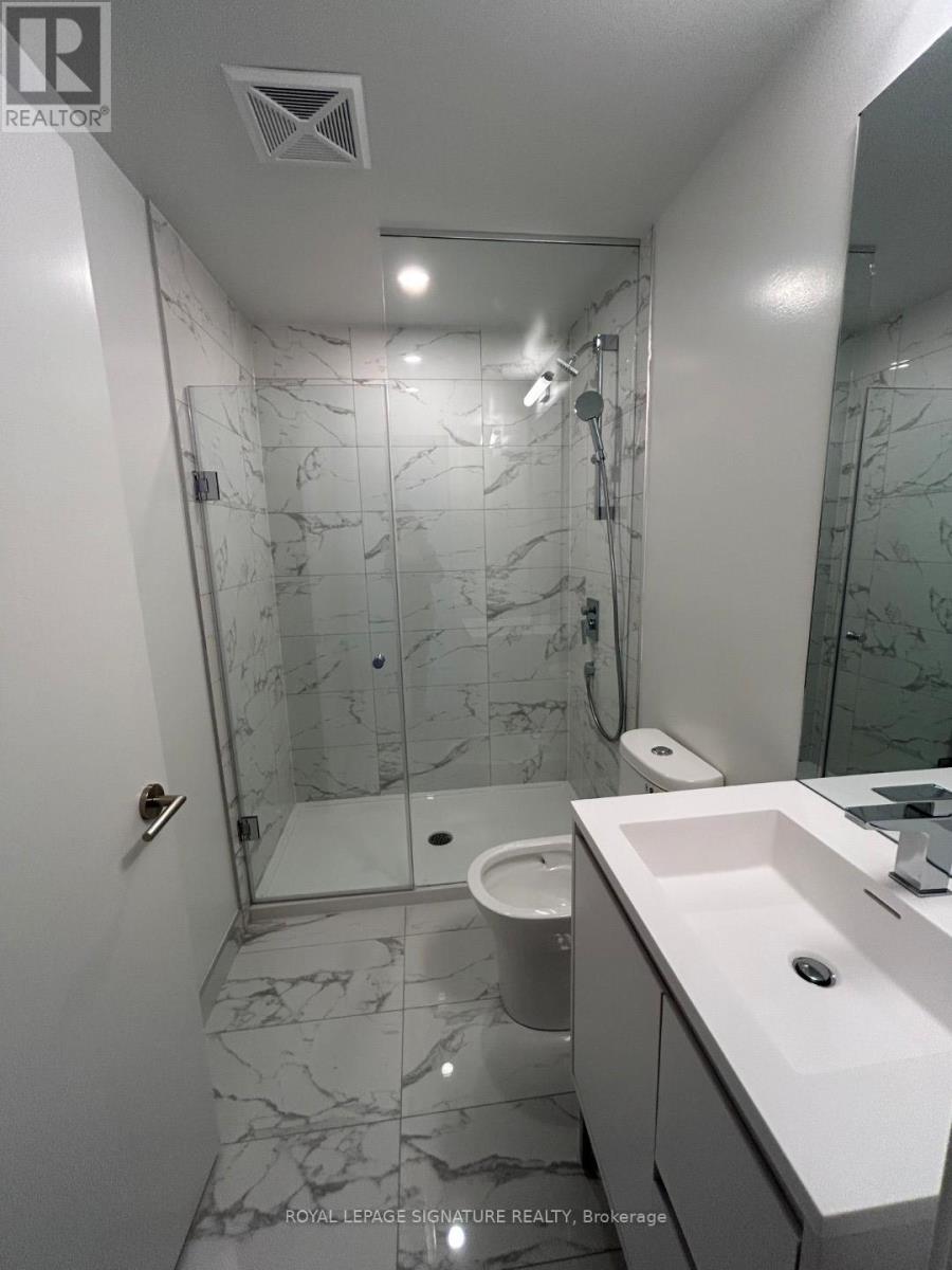 906 - 1 Quarrington Lane, Toronto, Ontario  M3C 0S4 - Photo 12 - C12742908