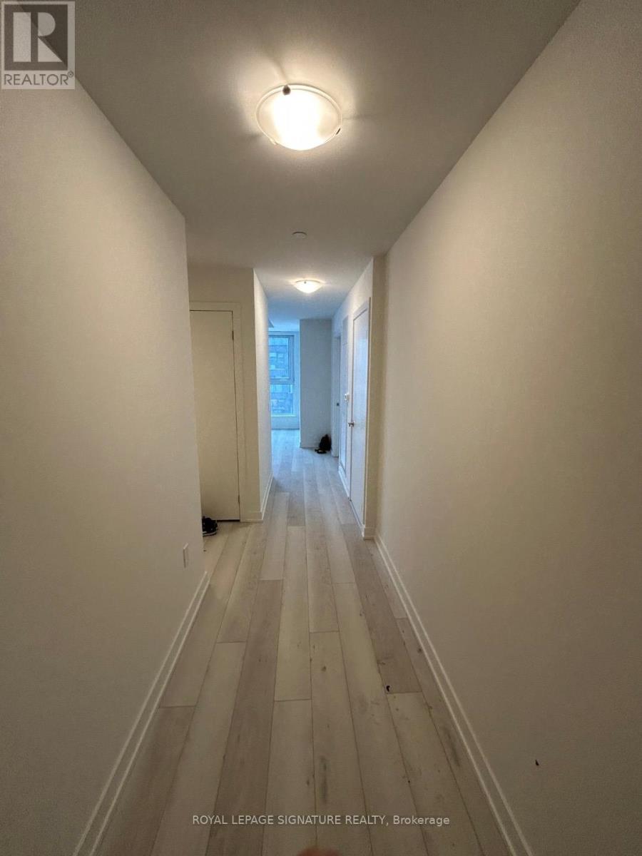 906 - 1 Quarrington Lane, Toronto, Ontario  M3C 0S4 - Photo 4 - C12742908