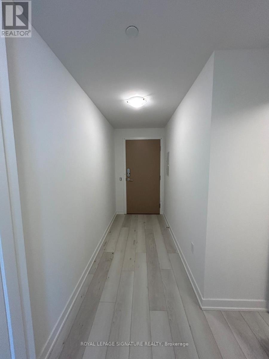 906 - 1 Quarrington Lane, Toronto, Ontario  M3C 0S4 - Photo 3 - C12742908