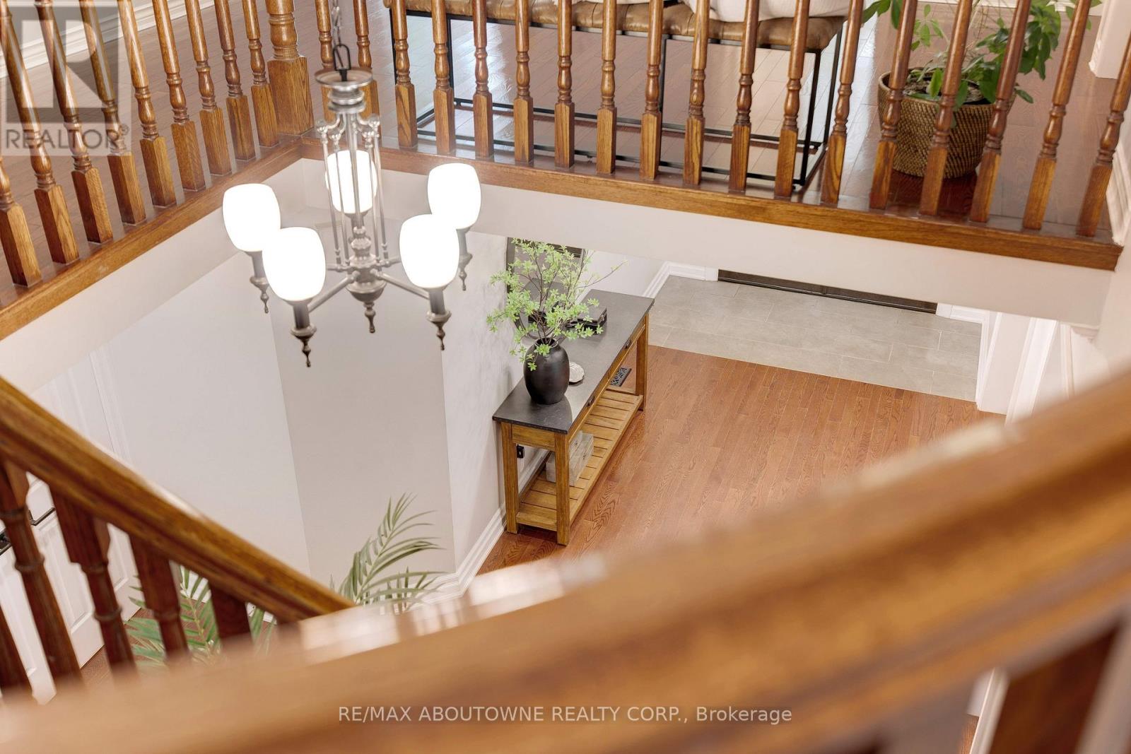 1586 Heritage Way, Oakville, Ontario  L6M 2Z5 - Photo 26 - W12675400