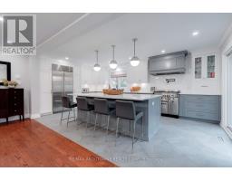 1586 HERITAGE WAY, Oakville, Ontario