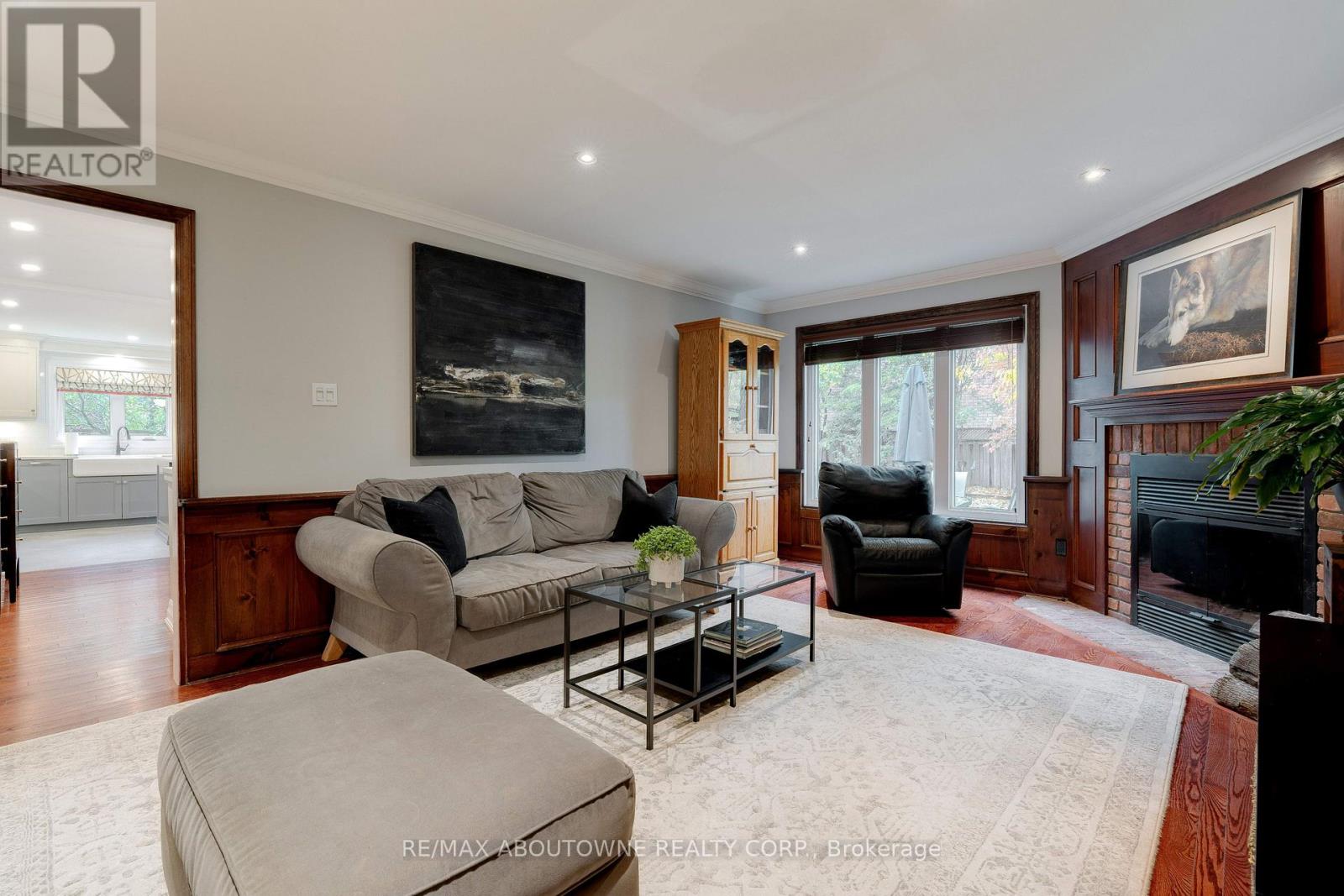 1586 Heritage Way, Oakville, Ontario  L6M 2Z5 - Photo 15 - W12675400