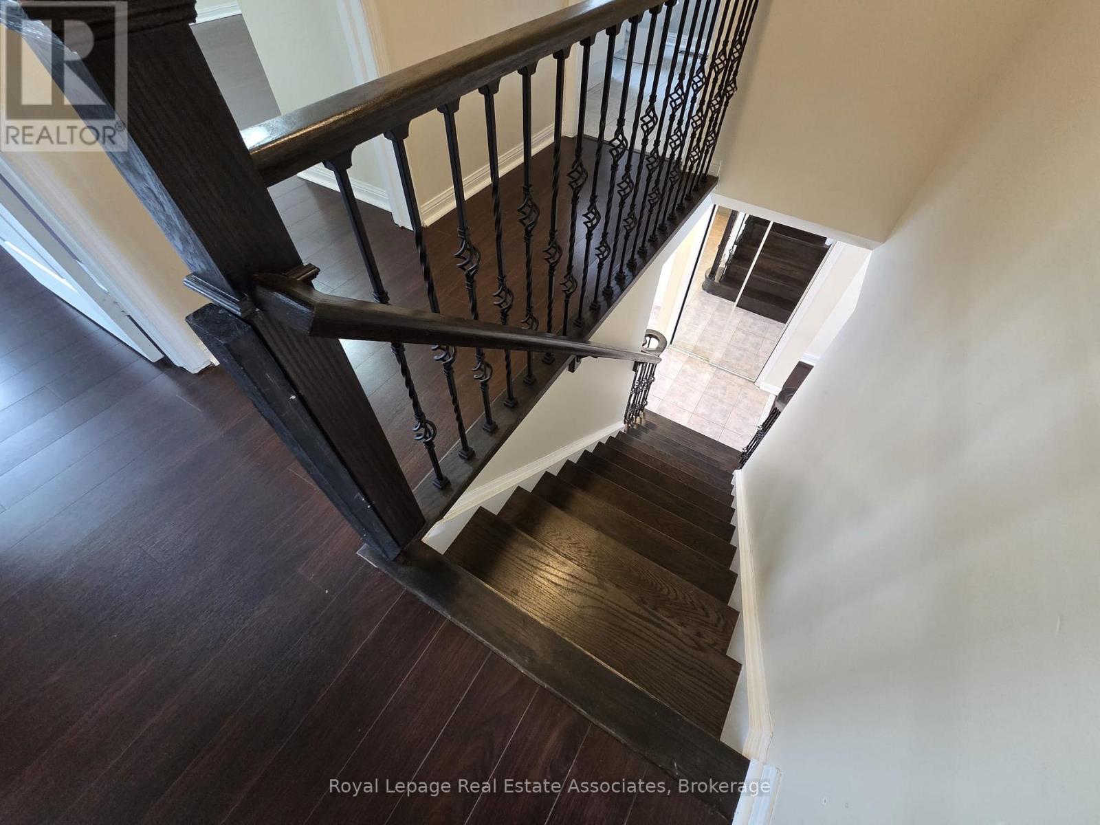 1546 Harwood Drive, Milton, Ontario  L9T 5K3 - Photo 24 - W12725296