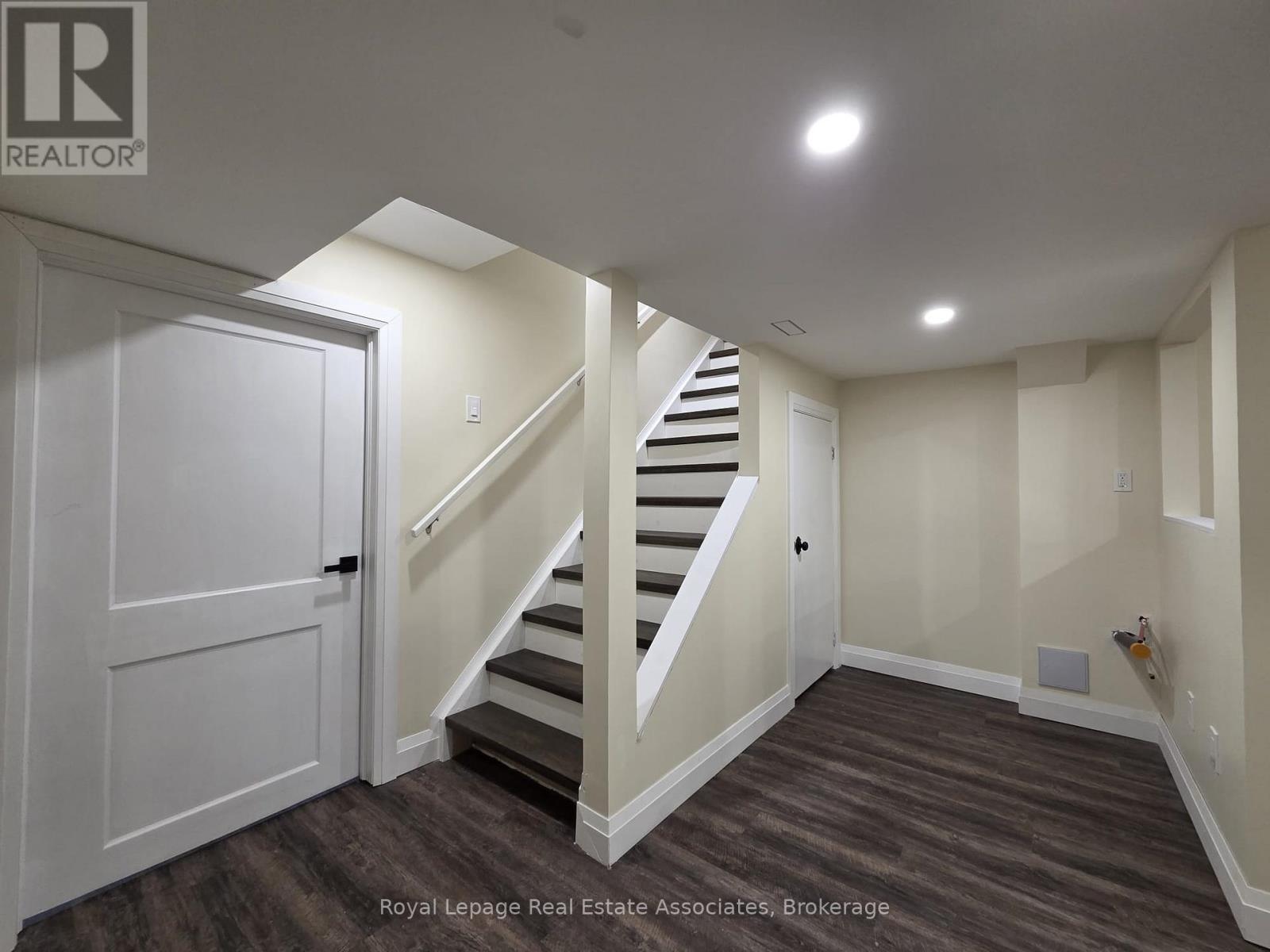 1546 Harwood Drive, Milton, Ontario  L9T 5K3 - Photo 37 - W12725296