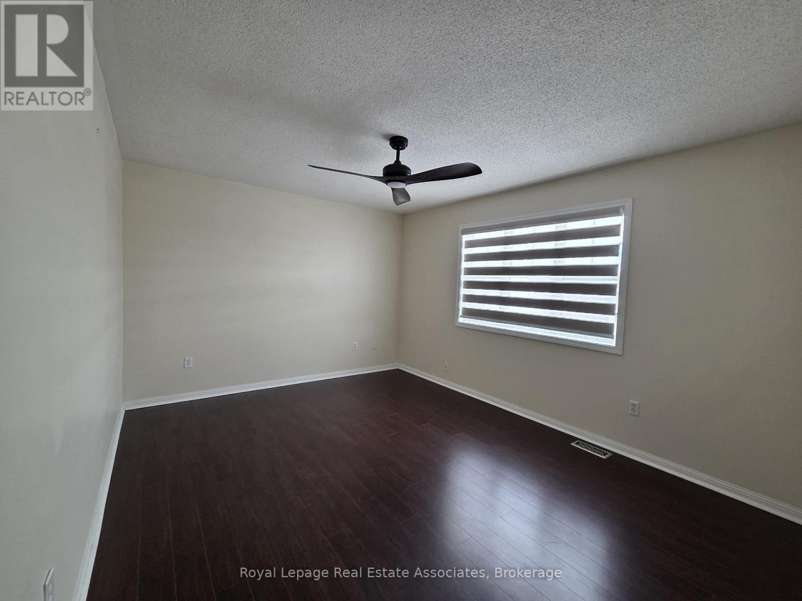 1546 Harwood Drive, Milton, Ontario  L9T 5K3 - Photo 32 - W12725296