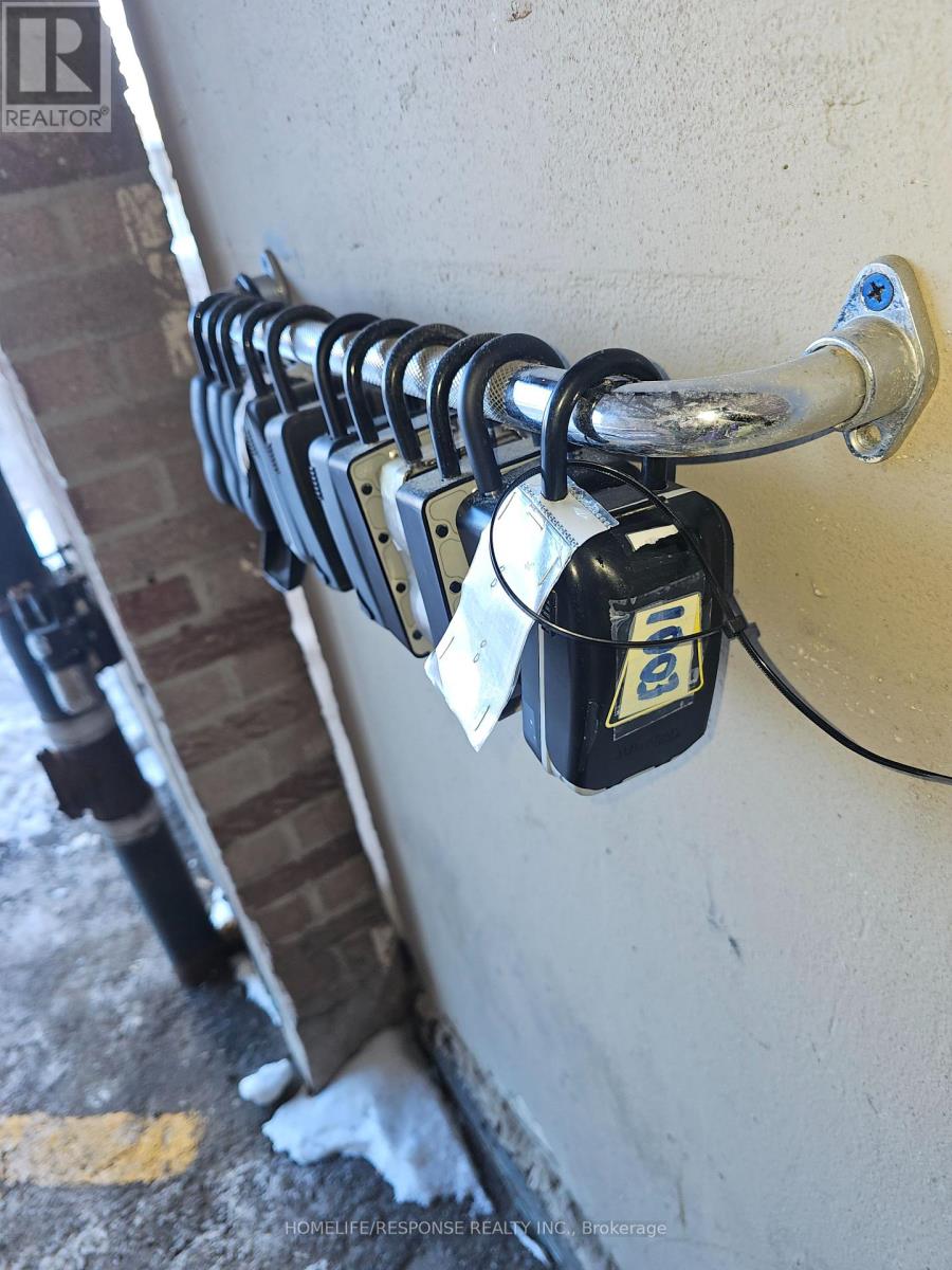 1003 - 3390 Weston Road, Toronto, Ontario  M9M 2X3 - Photo 7 - W12740370