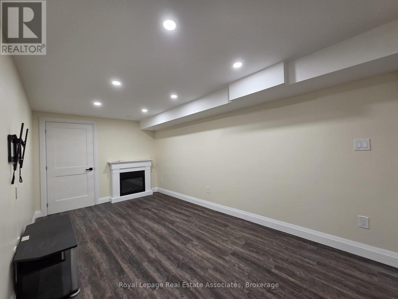 1546 Harwood Drive, Milton, Ontario  L9T 5K3 - Photo 40 - W12725296