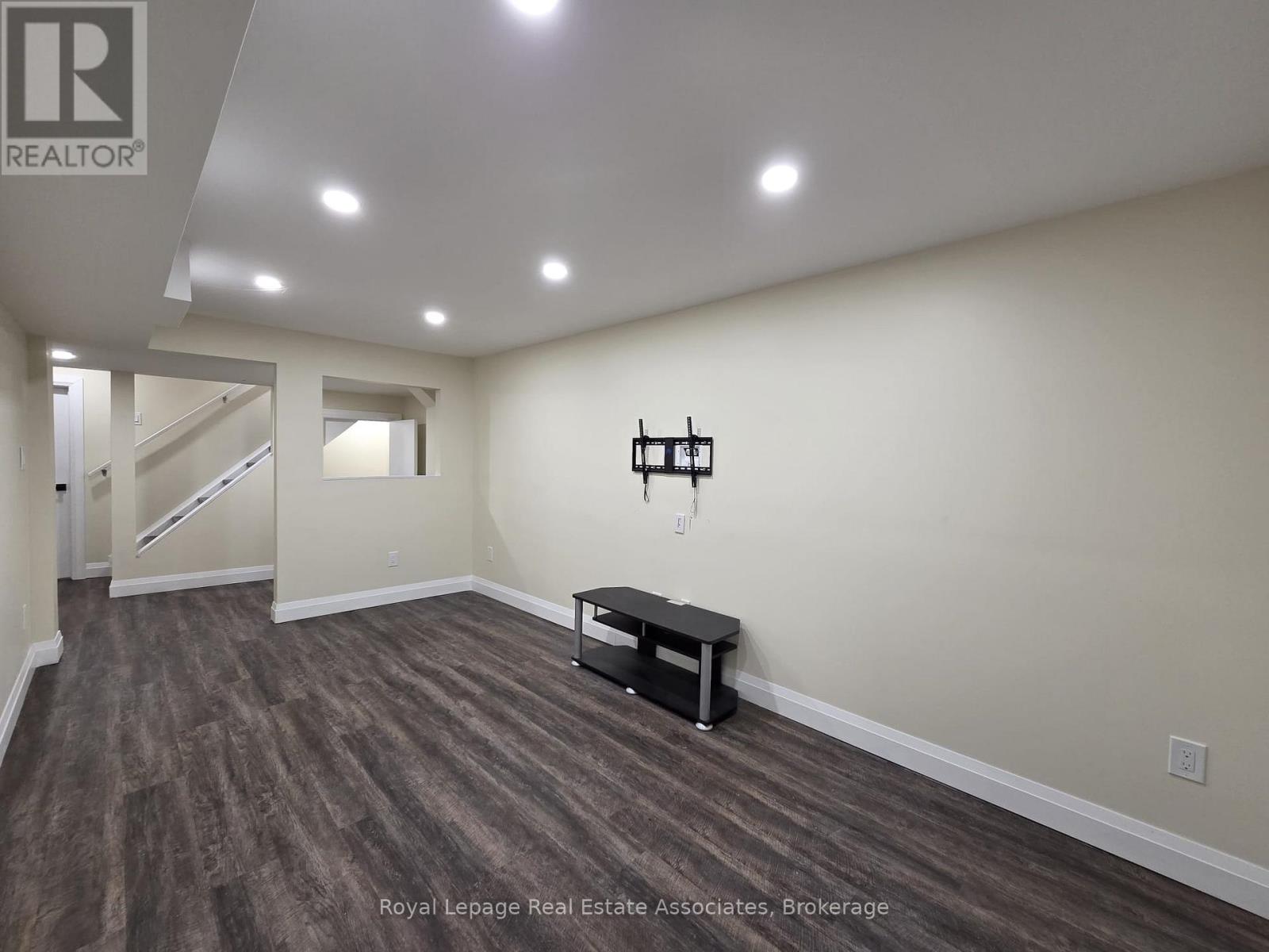 1546 Harwood Drive, Milton, Ontario  L9T 5K3 - Photo 41 - W12725296