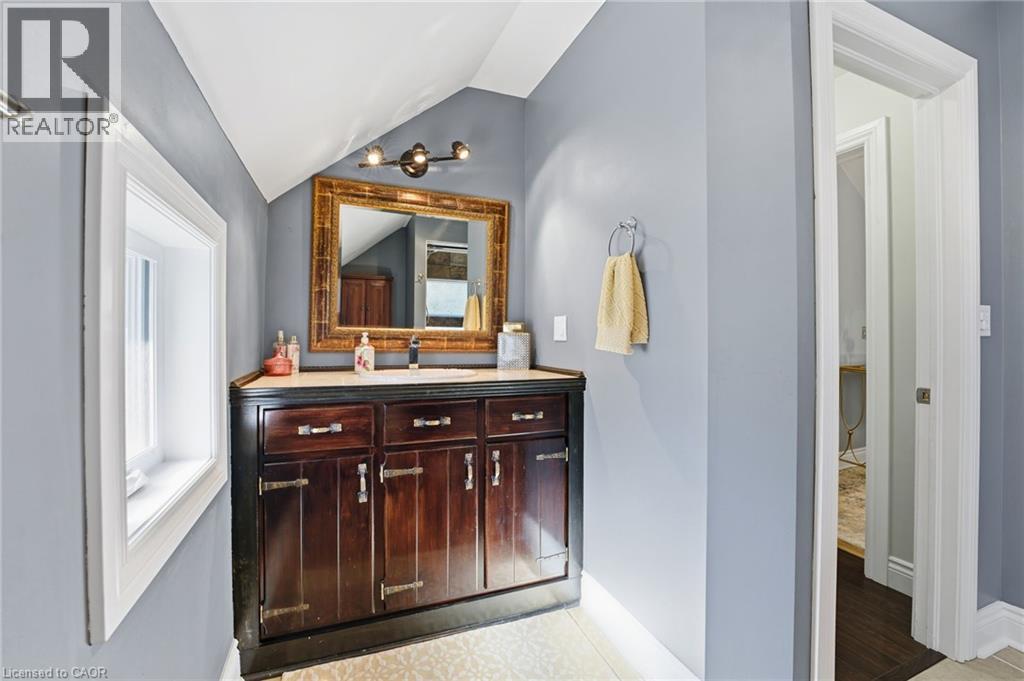 28 Mount Pleasant Street, Brantford, Ontario  N3T 1S6 - Photo 18 - 40766411