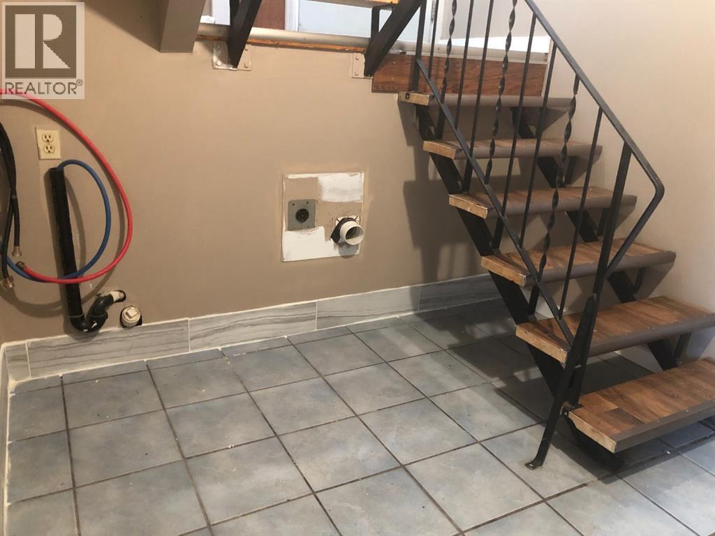 1905 23 Street N, Lethbridge, Alberta  T1H 4K3 - Photo 12 - A2257570