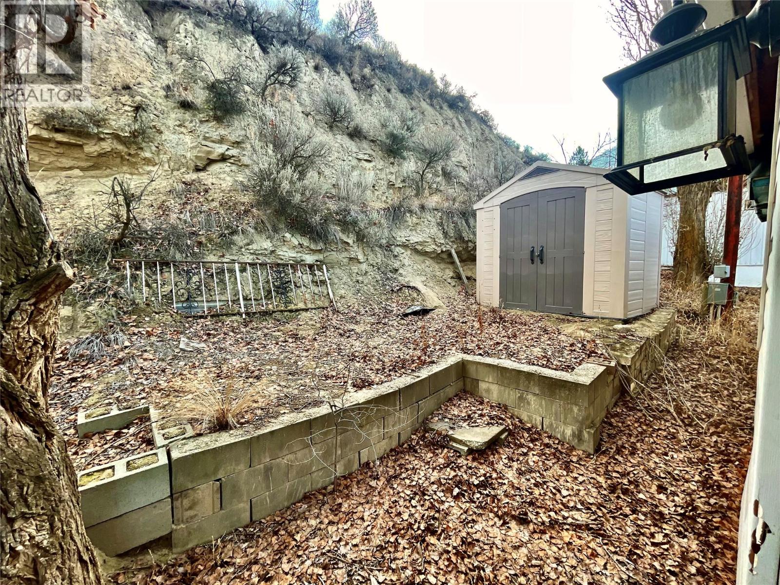 4395 Trans Canada E Highway Unit# 32, Kamloops, British Columbia V2C 4S4 - Photo 13 - 10374100