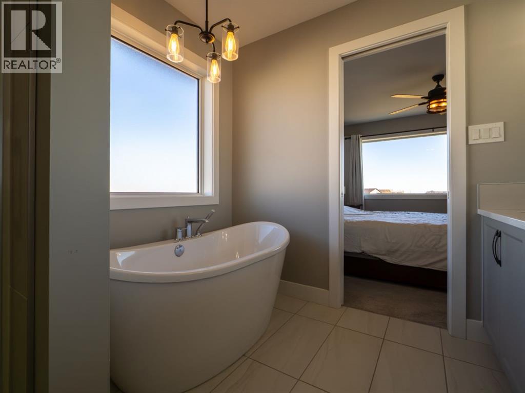 57 Goldenrod Place W, Lethbridge, Alberta  T1J 5W9 - Photo 28 - A2279099