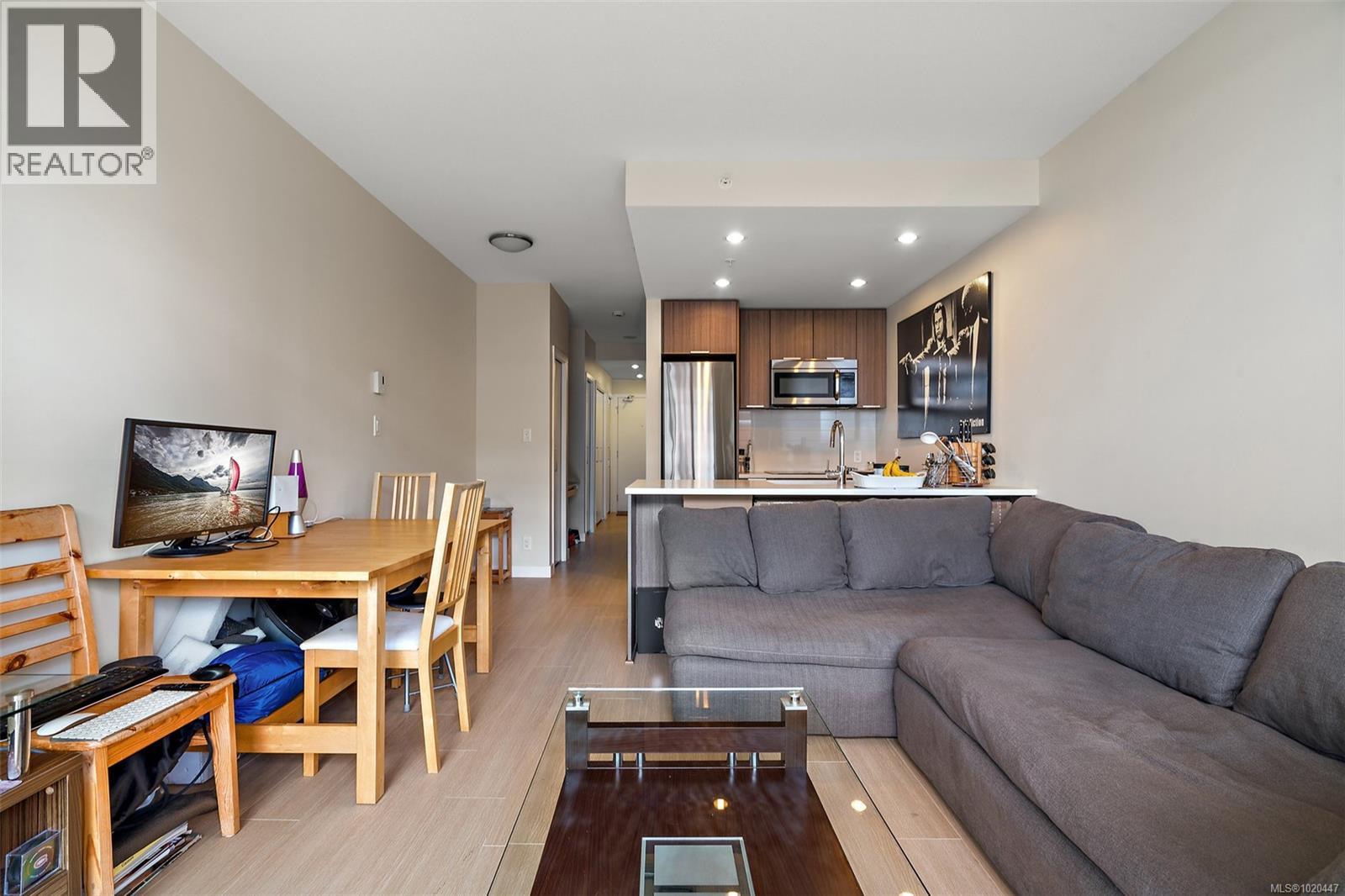 610 728 Yates St, Victoria, British Columbia  V8W 0C8 - Photo 6 - 1020447