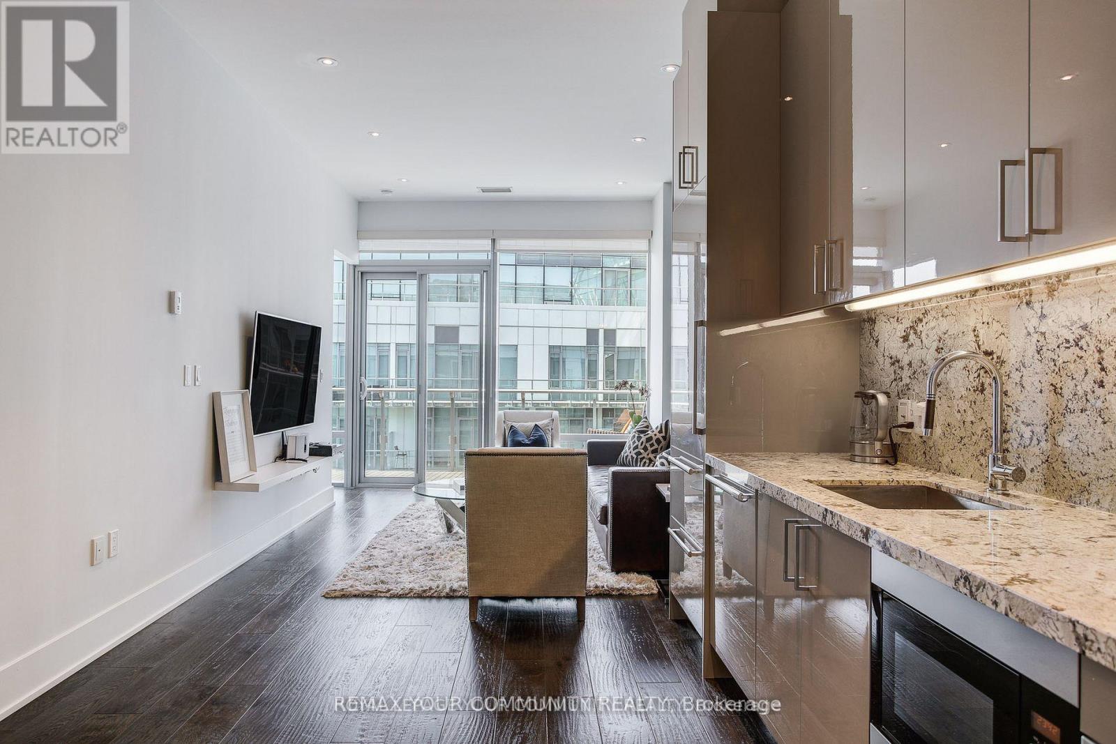 1109 - 39 Queens Quay E, Toronto, Ontario  M5E 0A5 - Photo 9 - C12742950