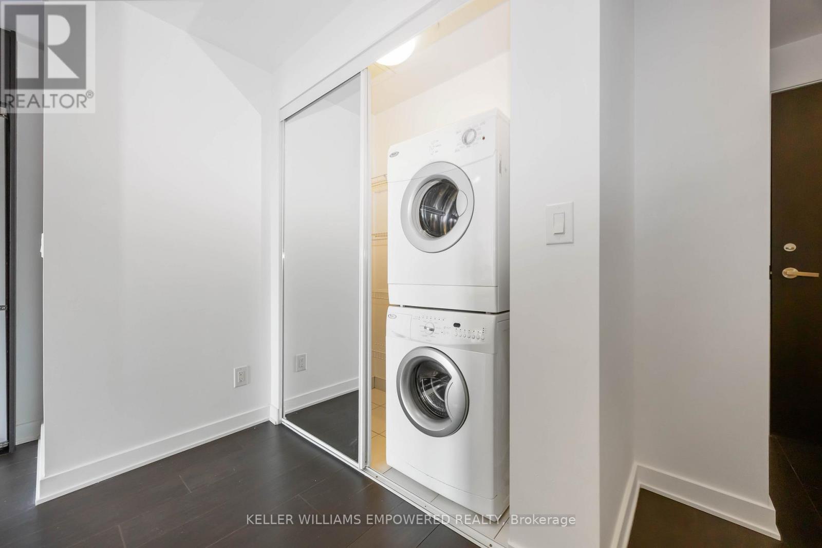 1005 - 170 Sumach Street, Toronto, Ontario  M5A 0C3 - Photo 18 - C12742968