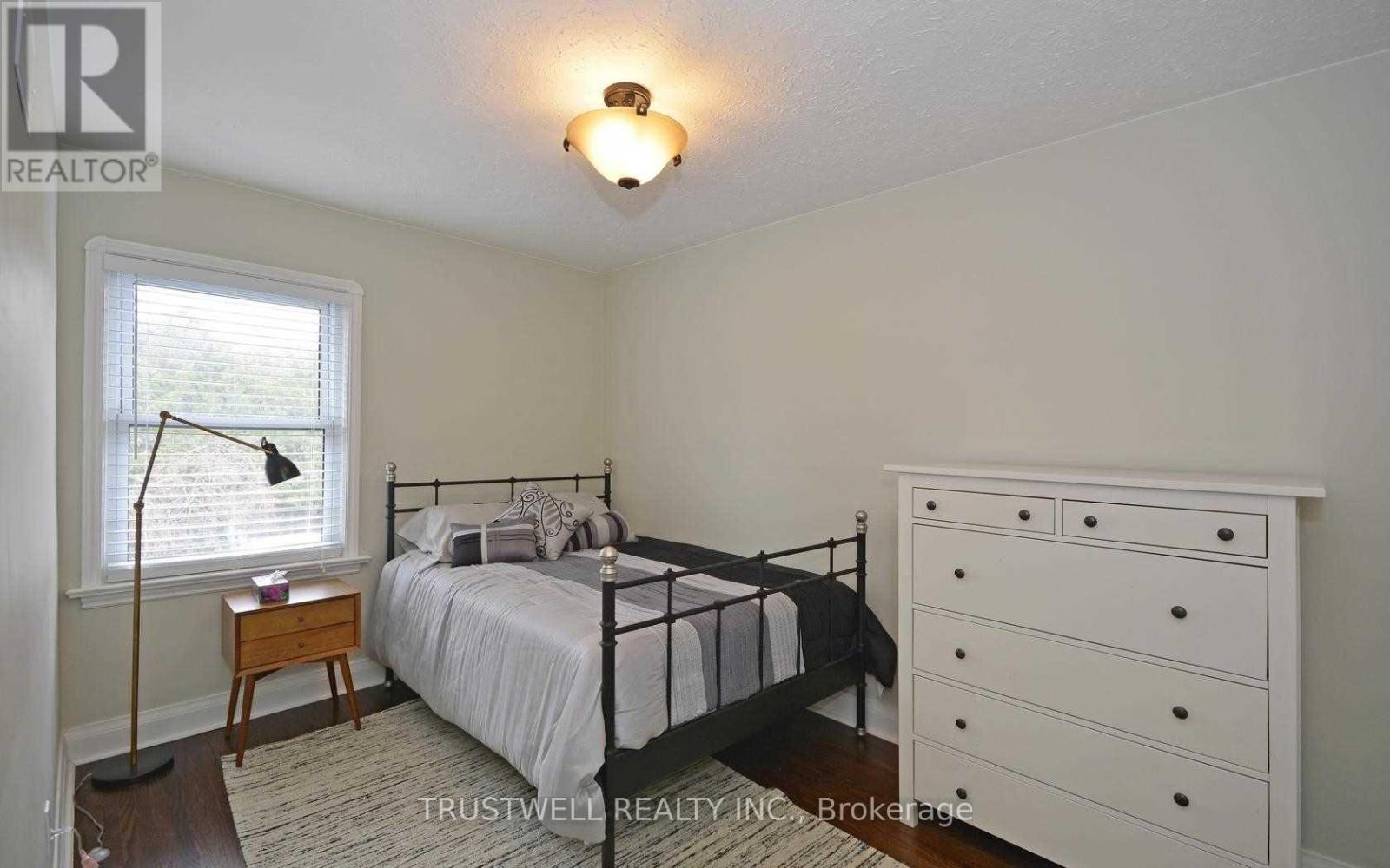 326 Rumsey Road, Toronto, Ontario  M4G 1R5 - Photo 11 - C12743100