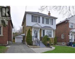326 RUMSEY ROAD, Toronto, Ontario