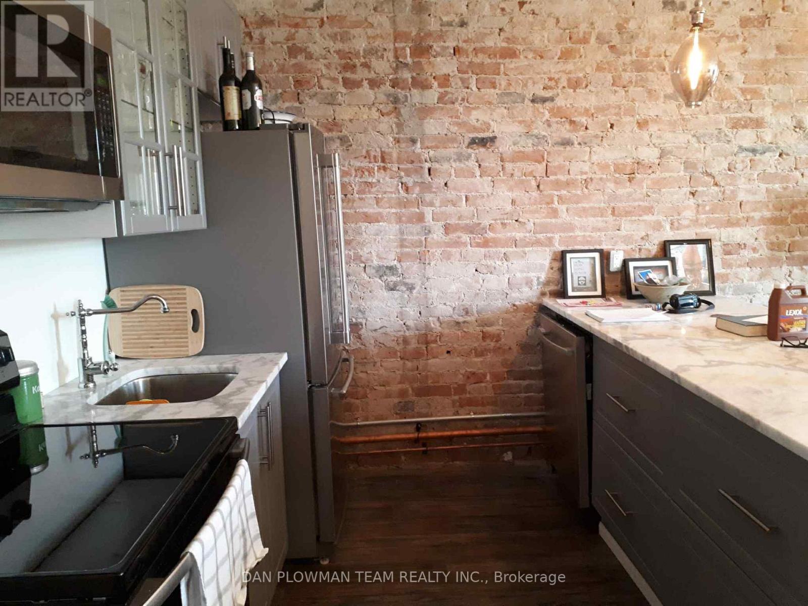 307 - 8 Simcoe Street N, Oshawa, Ontario  L1G 4R8 - Photo 3 - E12743030