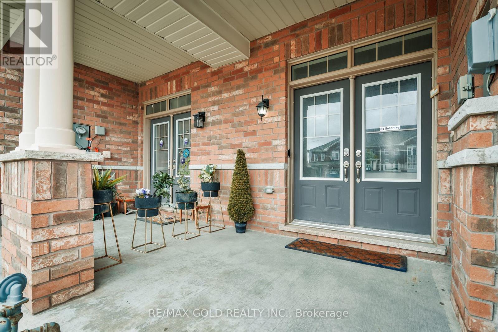 56 Snelgrove Crescent, Barrie (West Bayfield), Ontario  L4N 6R6 - Photo 2 - S12742940