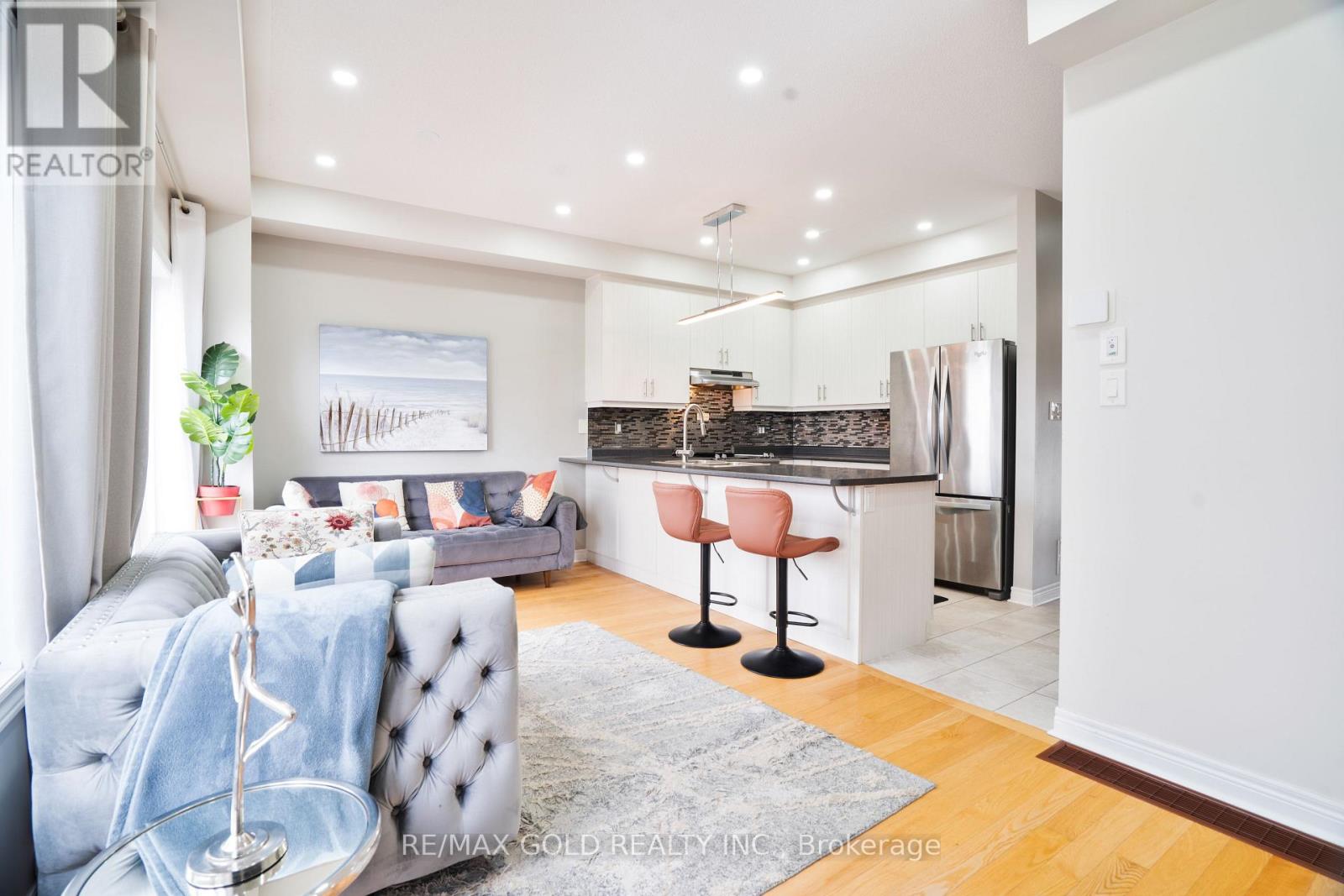 56 Snelgrove Crescent, Barrie (West Bayfield), Ontario  L4N 6R6 - Photo 5 - S12742940