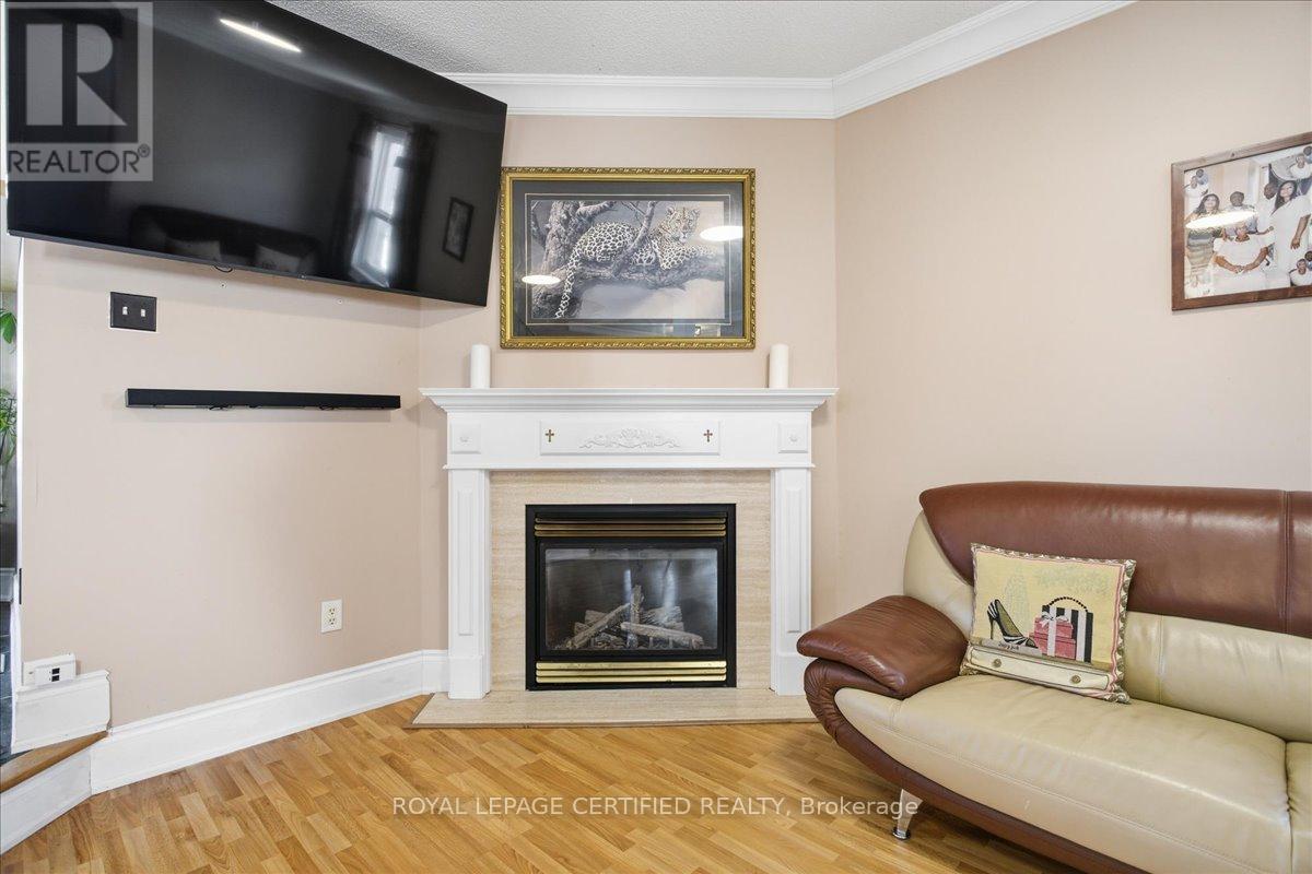 154 Country Lane, Barrie (Painswick South), Ontario  L4N 0N1 - Photo 21 - S12743012