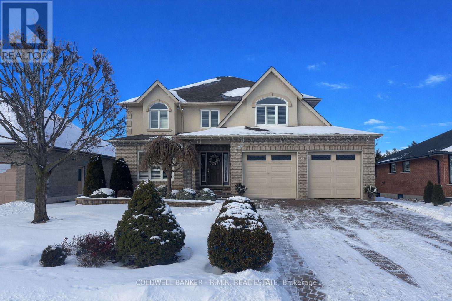 33 LINDWAY PLACE, Kawartha Lakes, Ontario
