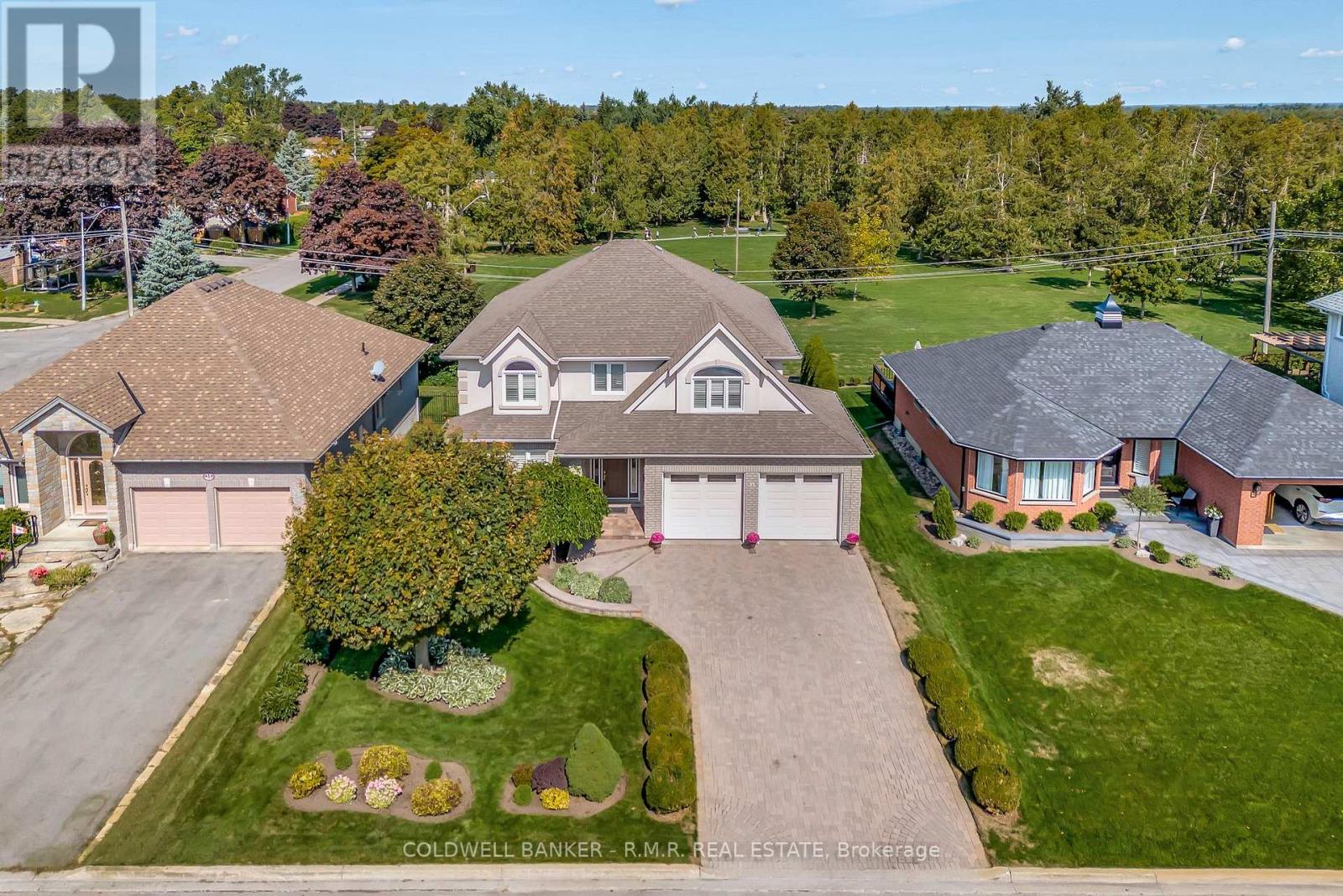 33 Lindway Place, Kawartha Lakes, Ontario  K9V 5S9 - Photo 5 - X12402101